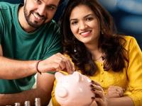 Investment Tips: १ एप्रिलपूर्वी पत्नीच्या नावे ‘या’ ठिकाणी करा गुंतवणूक, मिळेल जबरदस्त फायदा - Marathi News | Investment Tips Invest in this place in your wife s name before April 1st you will get huge benefits mahila sanman saving certificate | Latest business Photos at Lokmat.com