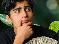 श्रीमंत बनण्याचा फॅार्म्युला, फक्त बदला या ५ सवयी; महिन्याला वाचवा १० हजार, लोकंही विचारतील कशी झाली 'ही' जादू - Marathi News | The formula to become rich just change these 5 habits Save 10 thousand per month people will ask how this magic happened investment tips | Latest business Photos at Lokmat.com