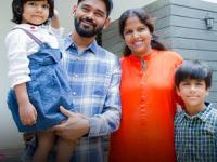 ३०, ४० आणि ५० व्या वर्षी 'कोट्यधीश' व्हायचेय? तुमच्या वयानुसार निवडा गुंतवणुकीची योग्य स्ट्रॅटेजी! - Marathi News | Retirement Planning by Age Investment Strategy for Building a Multi-Crore Fund at 30, 40, and 50. | Latest business News at Lokmat.com