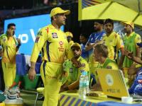 IPLचे 12 पर्व अन् 12 वाद; कॅप्टन कूल MS Dhoni लाही आला होता राग! - Marathi News | 12 IPL seasons and 12 controversy; Captain Cool MS Dhoni lost his temper in IPL 2019 season | Latest cricket Photos at Lokmat.com