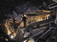 इस्रायलच्या हायफावर इराणचा भीषण मिसाइल हल्ला! बिल्डिंग जमीनदोस्त; युद्धाचा भडका उडाला - Marathi News | iran-missile-attack-on-israel-haifa-apartment-collapse-two-dead-middle-east-war-updates | Latest international News at Lokmat.com इस्रायलच्या हायफावर इराणचा भीषण मिसाइल हल्ला! बिल्डिंग जमीनदोस्त; युद्धाचा भडका उडाला - Marathi News | iran-missile-attack-on-israel-haifa-apartment-collapse-two-dead-middle-east-war-updates | Latest international News at Lokmat.com