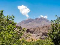 इराणमध्ये नवीन संकट येणार! ७ लाख वर्षांपासून निष्क्रिय असलेला ज्वालामुखी उद्रेकाच्या तयारीत - Marathi News | A new crisis is coming in Iran A volcano that has been dormant for 700,000 years is preparing to erupt. | Latest international News at Lokmat.com