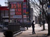 सामान्य अमेरिकनही होरपळले...! ट्रम्प यांनी इराणवर नाही जगावर युद्ध लादले... - Marathi News | US fuel cost increase Iran war: Ordinary Americans were also shocked along with the world...! Trump imposed war not on Iran but on the world... | Latest international News at Lokmat.com