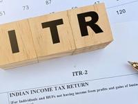 आयटी रिटर्नची मुदत संपली तरी आशा कायम! 'या' मार्गाने मिळवू शकता रखडलेला टॅक्स रिफंड - Marathi News | Missed Dec 31 ITR Deadline? You Can Still Get Your Income Tax Refund in 2026. | Latest business News at Lokmat.com