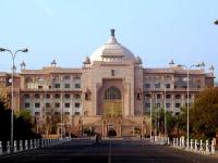 राजस्थान विधानसभेला बॉम्बने उडवण्याची धमकी, IPL सामन्यापूर्वी जयपूरमध्ये खळबळ  - Marathi News | Jaipur Bomb Threat: Threat to blow up Rajasthan Assembly, panic in Jaipur before IPL match | Latest national News at Lokmat.com