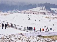 काश्मीरमध्ये ‘चिल्ला-ए-कलां’ प्रारंभ; प्रचंड थंडीच्या मोसमाची सुरुवात - Marathi News | 'Chilla-e-Kalan' begins in Kashmir; Beginning of the severe cold season | Latest national News at Lokmat.com काश्मीरमध्ये ‘चिल्ला-ए-कलां’ प्रारंभ; प्रचंड थंडीच्या मोसमाची सुरुवात - Marathi News | 'Chilla-e-Kalan' begins in Kashmir; Beginning of the severe cold season | Latest national News at Lokmat.com