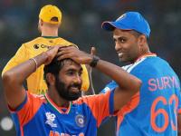 IND vs SA T20I : टीम इंडियाच्या प्लेइंग इलेव्हममधून जसप्रीत बुमराह OUT; कारण... - Marathi News | IND vs SA 3rd T20I Live Score Toss Playing 11 India Captain Suryakumar Yadav Won Toss And Opt To Bowl Axar Patel And Jasprit Bumrah Out Harshit And Kuldeep Team India Playing 11 | Latest cricket News at Lokmat.com IND vs SA T20I : टीम इंडियाच्या प्लेइंग इलेव्हममधून जसप्रीत बुमराह OUT; कारण... - Marathi News | IND vs SA 3rd T20I Live Score Toss Playing 11 India Captain Suryakumar Yadav Won Toss And Opt To Bowl Axar Patel And Jasprit Bumrah Out Harshit And Kuldeep Team India Playing 11 | Latest cricket News at Lokmat.com