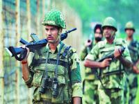 लष्कराला मोठं यश; दोन आठवड्यांत ९ ऑपरेशन्स, २२ दहशतवाद्यांचा खात्मा - Marathi News | srinagar an encounter has started at pinjora area of shopian district | Latest national Photos at Lokmat.com