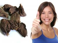 हिरव्या वेलचीपेक्षा काळया वेलचीच्या सेवनाने अनेक गंभीर आजारांपासून मिळेल सुटका.... - Marathi News | Know the health benefits of black cardamom | Latest food Photos at Lokmat.com