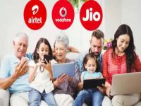 केवळ १ रिचार्ज आणि ५ जणांना टेन्शन नाही: सर्वांना मिळणार Unlimited डेटा, कॉल्स, पाहा ४ बेस्ट प्लॅन्स - Marathi News | best family postpaid plans from vi airtel jio and bsnl offer upto 5 connection with unlimited data call and many more | Latest business Photos at Lokmat.com