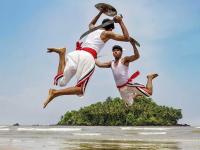 फुटबॉलचे मूळ महाभारतात सापडते, तर बुद्धीबळाचे रामायणात; वाचा प्राचीन भारतीय खेळांची माहिती! - Marathi News | The origins of football are found in the Mahabharata, while that of chess is found in the Ramayana; Read information about ancient Indian games! | Latest bhakti Photos at Lokmat.com