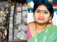 सोने, चांदी, फ्लॅट, गाड्या... सरकारी अधिकाऱ्याकडे कोट्यवधींचं घबाड; कमाईपेक्षा संपत्ती जास्त - Marathi News | assistant commissioner of endowments department arrested in vijayawada acb finds clues to assets worth crores | Latest crime News at Lokmat.com