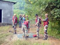 पनवेलमध्ये 2004 साली सापडलेली स्फोटकं 13 वर्षांनंतर लष्कराकडून निकामी - Marathi News | Explosive detected in 2004 in 13 years | Latest navi-mumbai Photos at Lokmat.com