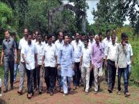 कणकवली तालुक्यात सरासरी 70 टक्के शांततेत मतदान - Marathi News | Polling in 70% of the peaceful Kankavali talukas is peaceful | Latest sindhudurga Photos at Lokmat.com