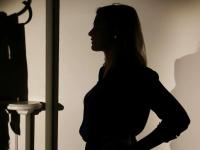 नोकरी लावतोय, माझी इच्छाही पूर्ण कर; सरकारी क्लार्कचा मेसेज येताच तरुणीला धक्का बसला - Marathi News | Getting a job, fulfill my wish;woman was shocked when message from the government clerk came | Latest crime Photos at Lokmat.com