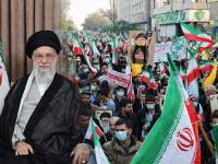 खामेनेईंची सत्ता धोक्यात! इराणमध्ये लोक रस्त्यावर का उतरले? जाणून घ्या कारण... - Marathi News | Protests in Iran: Khamenei's power is in danger! Why did people take to the streets in Iran? Find out why | Latest international News at Lokmat.com