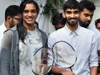सिंधू-किदांबीचा सन्मान! - Marathi News | sindhu-Kidambi honors! | Latest badminton Photos at Lokmat.com