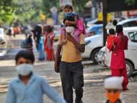 Coronavirus: चिंताजनक! अचानक लहान मुलांना होतेय कोरोनाची लागण; XE व्हेरिएंट ठरतोय घातक? - Marathi News | Coronavirus: children are infected with the corona virus; Is the XE variant dangerous? | Latest health Photos at Lokmat.com