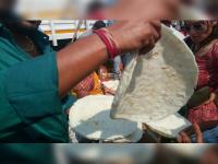 Kisan Long March : शेतक-यांसाठी पनवेलहून १ लाख भाक-या - Marathi News | Kisan Long March: 1 lakh people from Panvel for farmers | Latest mumbai Photos at Lokmat.com