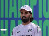 IND vs SA: रोहितसोबत ओपनर कोण? किपिंग कोण करणार? कर्णधार केएल राहुलने सगळ्यांची उत्तरं दिली - Marathi News | kl rahul press conference batting position rishabh pant ruturaj gaikwad ahead ind vs sa 1st odi | Latest cricket News at Lokmat.com