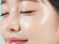 Korean Glass Skin : आठवड्यातून एकदा चेहऱ्याला 'असा' लावा मधाचा फेसपॅक, पिंपल्स -मुरुमे होतील कमी, चेहरा चमकेल कोरियन तरुणींसारखा... - Marathi News | how to get korean glass skin naturally at Home best honey face pack for acne and glow korean skincare home remedies for pimples | Latest sakhi Photos at Lokmat.com