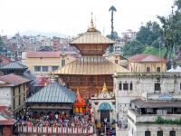 भारतात असूनही भारताचं नाही 'हे' मंदिर; नेपाळ सरकारचा आहे अधिकार, जाणून घ्या - Marathi News | Pashupati Nath Temple In Varanasi Nepali Mandir Lalita Ghat Mini Nepal Kashi | Latest jarahatke Photos at Lokmat.com