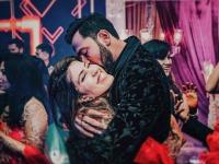 मुंबई इंडियन्सच्या जेतेपदानंतर टीमसमोरच त्यानं केलं फिल्मी स्टाईल प्रपोज अन्... - Marathi News | Krunal Pandya Propose Pankhuri After Mumbai Indians Win in Indian premier league | Latest cricket Photos at Lokmat.com