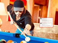 Shahrukh khan: सर, अभ्यासात मन लागत नाही?, चाहत्याच्या प्रश्नावर शाहरुखचा भन्नाट रिप्लाय - Marathi News | Shahrukh khan: Sir, don't you feel like studying ?, Shah Rukh khan's reply to the fan's question | Latest mumbai Photos at Lokmat.com