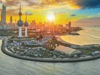 'काळ्या सोन्या'ची धरती! एका तेलाच्या विहिरीने कसं पालटलं कुवेतचं नशीब? वाचा रंजक इतिहास - Marathi News | The land of 'black gold'! How did an oil well change the fate of Kuwait? Read the interesting history | Latest international Photos at Lokmat.com