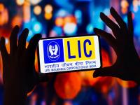 LIC ची जबरदस्त स्कीम, 58 रुपयांच्या बचतीवर मिळवा 8 लाखांचा फंड; जाणून घ्या फॉर्मूला..! - Marathi News | LIC's Awesome Scheme, Get 8 Lakh Fund at Rs 58 Savings; Know the formula..! | Latest business Photos at Lokmat.com