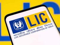 5 हजारांच्या गुंतवणुकीवर 65 लाखांचा परतावा, असा आहे LIC चा 'हा' जबरदस्त प्लॅन... - Marathi News | LIC Policy scheme: A return of Rs 65 lakh on an investment of Rs 5,000 per month | Latest business Photos at Lokmat.com