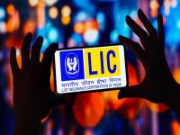 LIC Scheme : फक्त 12 वर्षांचा कालावधी; मासिक 1 लाख रुपये पेन्शन, पाहा LIC ची 'पैसा वसूल' योजना... - Marathi News | LIC Scheme : Duration of 12 years only; Rs 1 lakh monthly pension, see LIC's 'Paisa Vasool' scheme | Latest business Photos at Lokmat.com