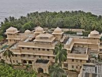 हे आहेत मुंबईतील सर्वात महागडे बंगले, किंमत वाचून व्हाल थक्क - Marathi News | These are the most expensive bungalows in Mumbai | Latest mumbai Photos at Lokmat.com