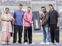 फुटबॉल जगतातील दिग्गजाला जय शाह यांनी दिलं खास निमंत्रण; मेस्सी म्हणाला, "मी नक्कीच पुन्हा येईन!" - Marathi News | Lionel Messi Delivers Speech At Arun Jaitley Stadium Says Will Definitely Return To India Again Watch Video | Latest cricket News at Lokmat.com फुटबॉल जगतातील दिग्गजाला जय शाह यांनी दिलं खास निमंत्रण; मेस्सी म्हणाला, "मी नक्कीच पुन्हा येईन!" - Marathi News | Lionel Messi Delivers Speech At Arun Jaitley Stadium Says Will Definitely Return To India Again Watch Video | Latest cricket News at Lokmat.com