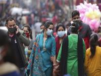 Corona Virus Warning: ...म्हणून गाफील राहू नका! पुढचे 6-8 आठवडे महत्वाचे; एम्स संचालकांचा इशारा - Marathi News | next 6-8 weeks are important; AIIMS director's warning after Ajit Pawar slams to vaccinated people | Latest national Photos at Lokmat.com