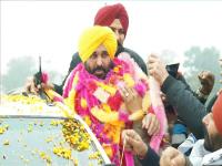 Punjab Assembly Election 2022: एक स्टँडअप कॉमेडियन ते पंजाबचे मुख्यमंत्री, असा आहे भगवंत मान यांचा प्रवास - Marathi News | Punjab Assembly Election 2022: Comedian to politicians, know about AAP's Bhagwant Mann | Latest national Photos at Lokmat.com