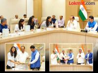 महाराष्ट्राचा अभिमान! स्मृती, जेमिमा अन् राधाचा मुख्यमंत्री-उपमुख्यमंत्र्यांच्या हस्ते कोट्यवधींच्या बक्षीसासह सन्मान - Marathi News | ICC Womens Cricket World Cup 2025 Maharashtra Govt Felicitates Vice Captain Smriti Mandhana Jemimah Rodrigues Radha Yadav With 2 Crore 25 Lakh Reward Along With Head Coach Amol Muzumdar | Latest cricket News at Lokmat.com महाराष्ट्राचा अभिमान! स्मृती, जेमिमा अन् राधाचा मुख्यमंत्री-उपमुख्यमंत्र्यांच्या हस्ते कोट्यवधींच्या बक्षीसासह सन्मान - Marathi News | ICC Womens Cricket World Cup 2025 Maharashtra Govt Felicitates Vice Captain Smriti Mandhana Jemimah Rodrigues Radha Yadav With 2 Crore 25 Lakh Reward Along With Head Coach Amol Muzumdar | Latest cricket News at Lokmat.com