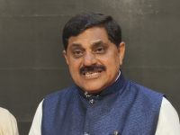 Ulhasnagar: पक्षांतर करणाऱ्यांच्या फोटोला आधी फासले काळे; नंतर सन्मानाने स्थान! - Marathi News | BJP Ulhasnagar Apologizes After Workers Blacken Ex-Chief's Photo; Show-Cause Notices Issued to Miscreants | Latest maharashtra News at Lokmat.com Ulhasnagar: पक्षांतर करणाऱ्यांच्या फोटोला आधी फासले काळे; नंतर सन्मानाने स्थान! - Marathi News | BJP Ulhasnagar Apologizes After Workers Blacken Ex-Chief's Photo; Show-Cause Notices Issued to Miscreants | Latest maharashtra News at Lokmat.com