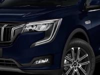 'अशी' दिसते Mahindra XUV 700; 5 सेकंदात 60kms चा स्पीड, पाहा किंमत आणि फीचर्स - Marathi News | see first look of mahindra xuv700 launch know price and more details see photos | Latest auto Photos at Lokmat.com