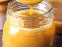 तूप रवाळ व दाणेदार होणारच! तूप करताना लक्षात ठेवा ५ पारंपरिक खास टिप्स... - Marathi News | Things To Keep In Mind While Making Ghee At Home How to make ghee at home Ghee making mistakes to avoid | Latest sakhi Photos at Lokmat.com