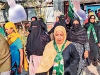 मालेगावात प्रचारफेऱ्यांनी निवडणुकीत भरले रंग, उमेदवारांनी साधला रविवारचा मुहूर्त! - Marathi News | Malegaon Municipal Election 2026 Campaigning in Malegaon candidates made the most of Sunday | Latest malegaon News at Lokmat.com