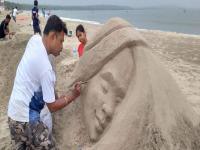 मालवण पर्यटन महोत्‍सव 'जल्लोष २०२२' : दांडी समुद्रकिनारी साकारली वाळुशिल्पे - Marathi News | Malvan Tourism Festival Jallosh 2022, Sand sculptures at Dandi beach | Latest sindhudurga Photos at Lokmat.com