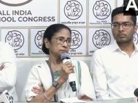 निवडणूक हरताच ममतादीदींना इंडिया आघाडी आठवली; म्हणाल्या, “राजीनामा देणार नाही, सगळे पाठिशी” - Marathi News | west bengal election 2026 mamata banerjee says i will not resign we did not lose it is their attempt to defeat us | Latest national News at Lokmat.com