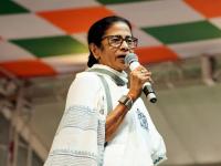 Mamata Banerjee : दीदी संतापल्या! "हिंमत असेल तर रोज माझी कार तपासा"; ममता बॅनर्जींचं निवडणूक आयोगाला चॅलेंज - Marathi News | west bengal assembly elections chief minister Mamata Banerjee said tried to search my car | Latest national News at Lokmat.com Mamata Banerjee : दीदी संतापल्या! "हिंमत असेल तर रोज माझी कार तपासा"; ममता बॅनर्जींचं निवडणूक आयोगाला चॅलेंज - Marathi News | west bengal assembly elections chief minister Mamata Banerjee said tried to search my car | Latest national News at Lokmat.com