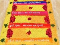 सात पाऊलं-सात वचनं जन्मजन्मांतरीची! पाहा लग्नात सप्तपदींसाठी फुलांचे-सुपाऱ्यांचे अप्रतिम डेकोरेशन; सुंदर अनुभव - Marathi News | saptpadi rituals decoration unique ideas in Indian wedding Traditional Saptapadi mandap Creative setup | Latest sakhi Photos at Lokmat.com