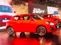 #AutoExpo2018 : मोठ्या प्रतिक्षेनंतर मारुती सुझुकीची Next Gen Swift भारतात लाँच, जाणून घ्या किंमत आणि स्पेसिफिकेशन - Marathi News | #AutoExpo2018 : Maruti Suzuki's Next Gen Swift launches in India, know price and specification | Latest auto Photos at Lokmat.com