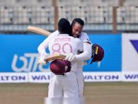 BAN vs WI, 1st Test : पाहुणे जोमात, यजमान कोमात; कायले मेयर्सनं मोडला ६२ वर्षांपूर्वीचा भारतीय दिग्गजाचा विक्रम - Marathi News | BAN vs WI, 1st Test : Kyle Mayers become a Highest scores in 4th innings of Test on debut | Latest cricket Photos at Lokmat.com