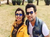 अभिनेत्री मयुरी देशमुखच्या नवऱ्याने केले सुसाइड, मराठी सिनेइंडस्ट्रीत माजली खळबळ, पहा त्यांचे फोटो - Marathi News | Actress Mayuri Deshmukh's husband commits suicide, former sensation in Marathi Cineindustry, see his photos | Latest filmy Photos at Lokmat.com