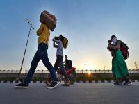 coronavirus: चिंताजनक! कोरोनाचा ग्रामीण भागातही फैलाव; काही राज्यांत शहरांपेक्षा गावात अधिक रुग्ण - Marathi News | coronavirus: corona spread in Rural area; Some states have more patients in villages than in cities | Latest national Photos at Lokmat.com