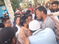 छत्रपती संभाजीनगरात एमआयएममध्ये 'राडा'; अधिकृत उमेदवारावर पक्ष कार्यकर्त्यांचाच हल्ला! - Marathi News | 'Rada' in MIM over ticket distribution in Chhatrapati Sambhajinagar; Official candidate beaten up by party workers! | Latest chhatrapati-sambhajinagar News at Lokmat.com